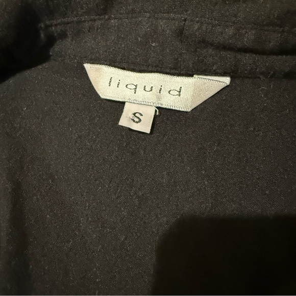 Vintage “Liquid” Black sleeveless collared top with ruched detail, Sz S - Picture 6 of 8